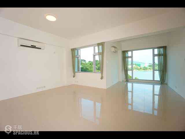 Chung Hom Kok - Cypresswaver Villas 03