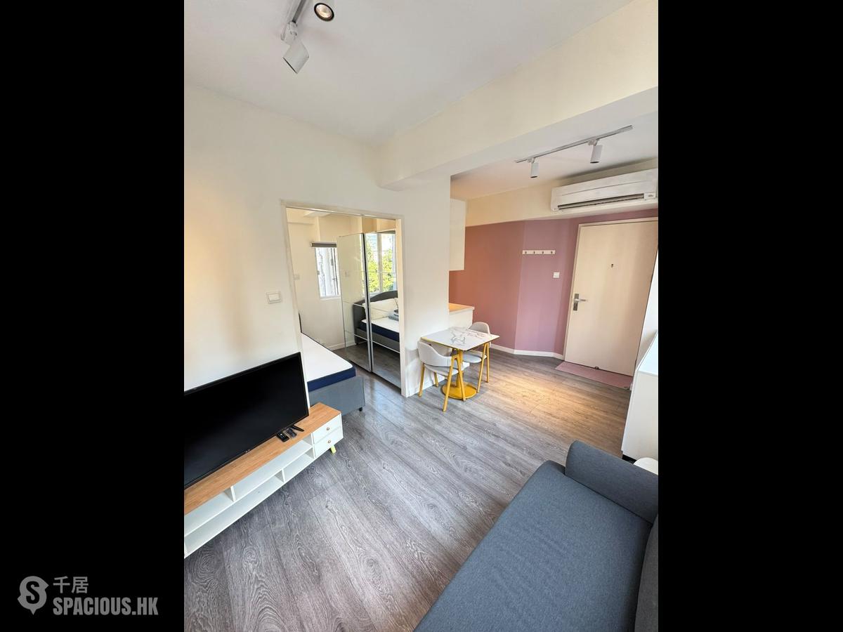 Wan Chai - Kin On House 01