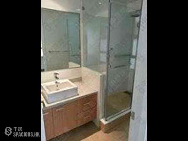 Mid Levels Central - Robinson Heights Block 3 07