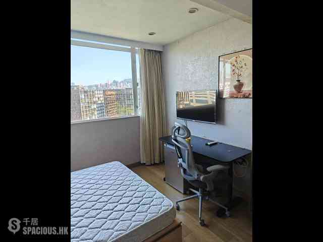 Tsim Sha Tsui - Ocean View Court 02