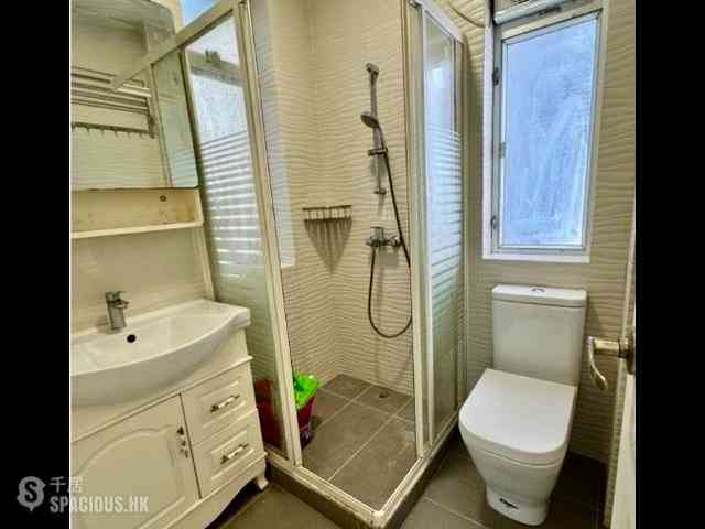 Sai Ying Pun - 25, High Street 05