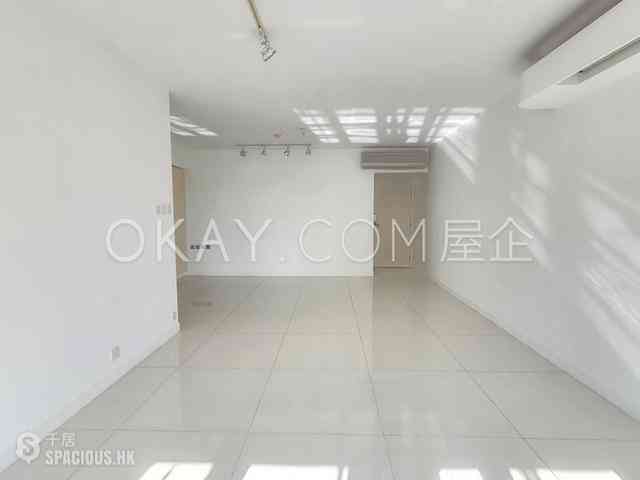 Pok Fu Lam - Baguio Villa Block 26 04