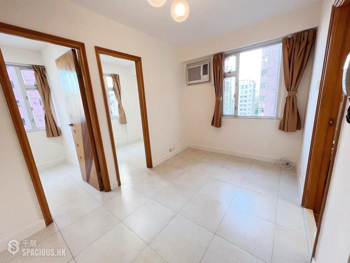 Sai Ying Pun - Cheong King Court 01