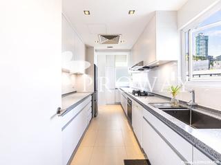 Mid Levels East - Bowen Place 12