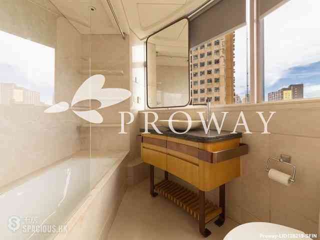 Kennedy Town - Cadogan 07