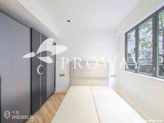 Soho - Sunrise House 07
