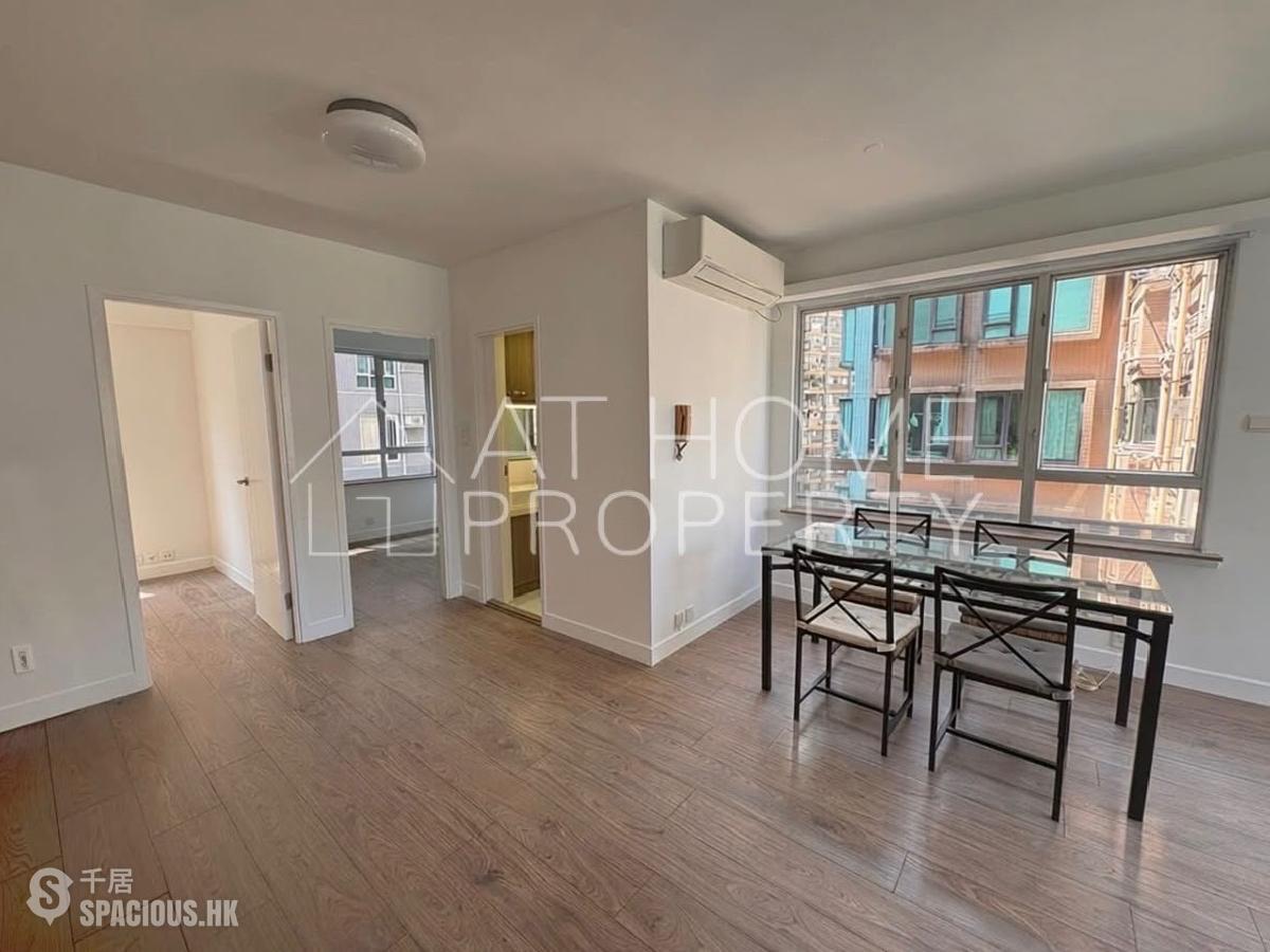 Mid Levels Central - Ying Fai Court 01