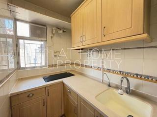Mid Levels Central - Ying Fai Court 06