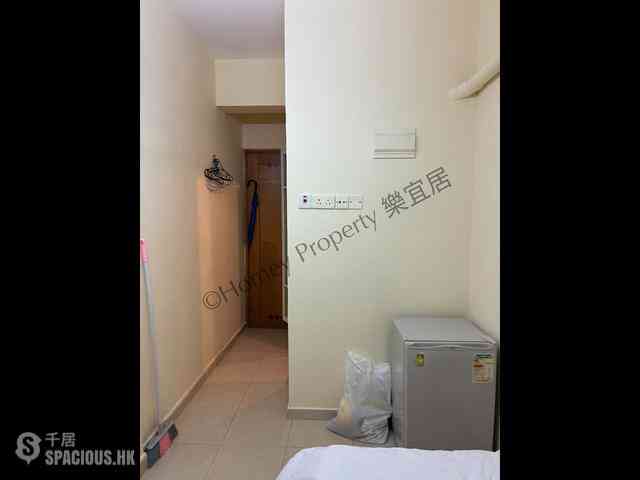 Mong Kok - Po Lun Building 04