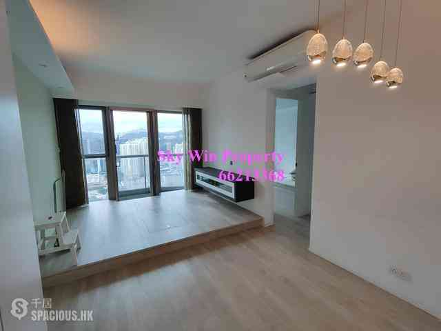 Sham Shui Po - Trinity Towers Block 1 03