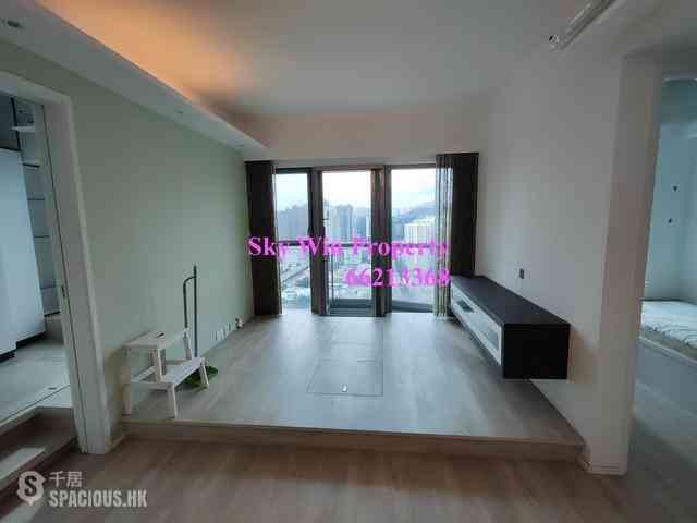 Sham Shui Po - Trinity Towers Block 1 06