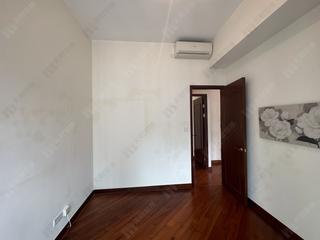 Wan Chai - The Avenue Phase 2 09