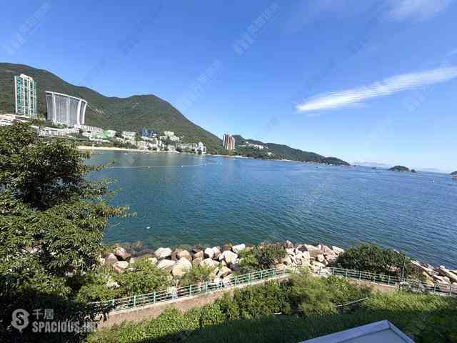 Repulse Bay - 56 Repulse Bay Road 01