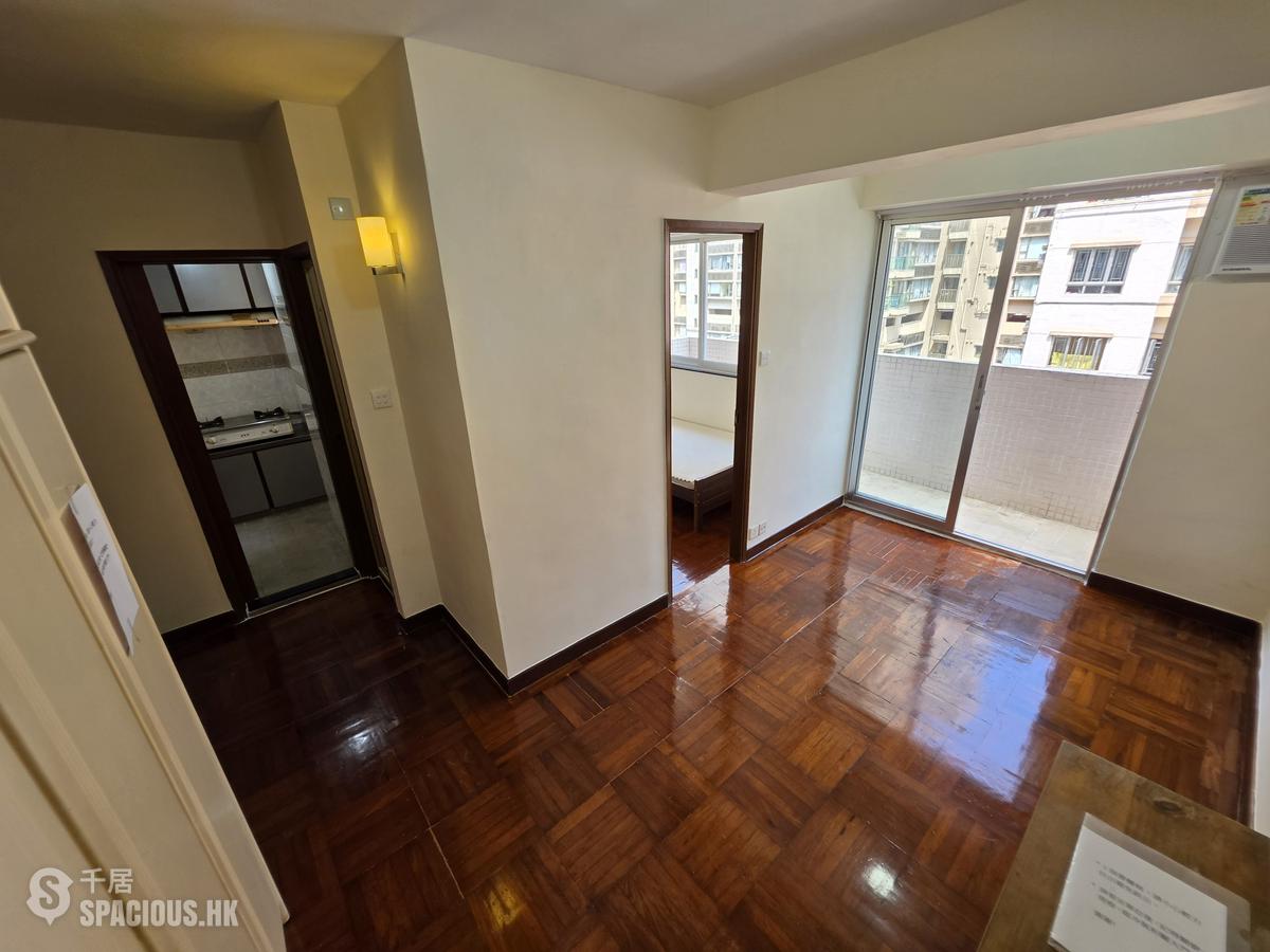Sai Ying Pun - Hang Sing Mansion 01