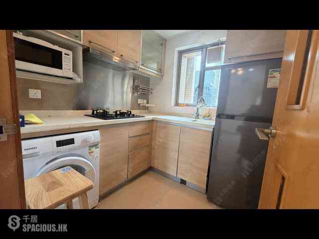 Wan Chai - The Zenith 02