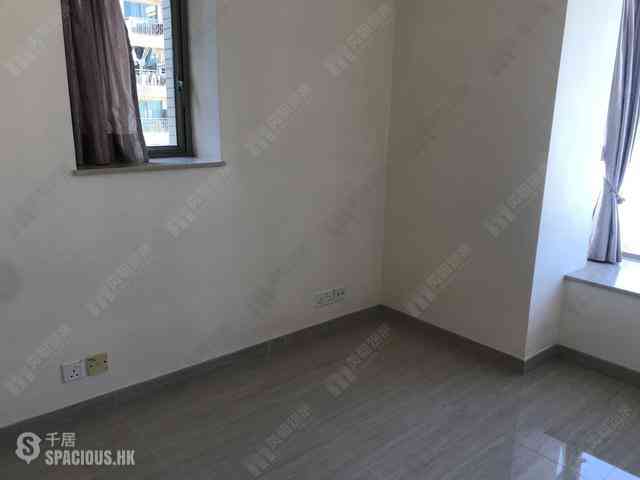 Wan Chai - The Zenith 04