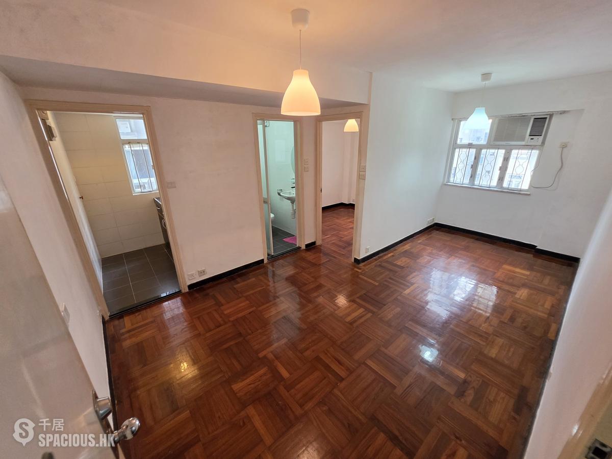 Sai Ying Pun - Hang Sing Mansion 01
