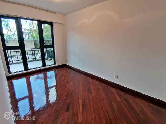 Clear Water Bay - Hillview Court 03