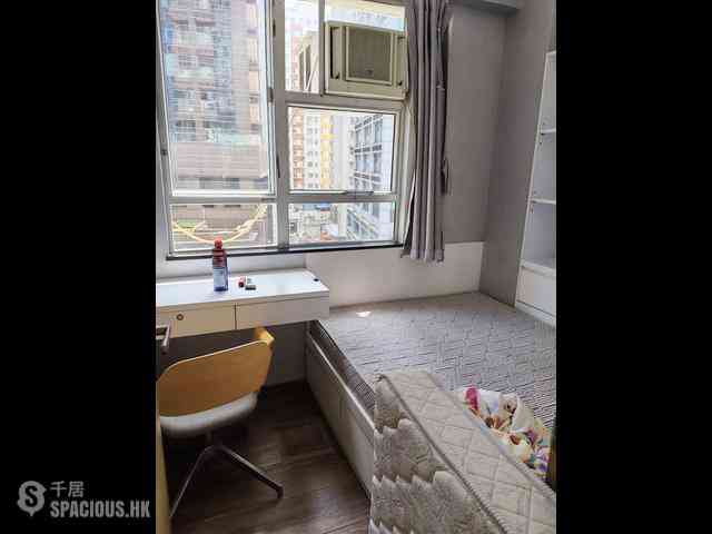 North Point - Fung Cheong Building 02