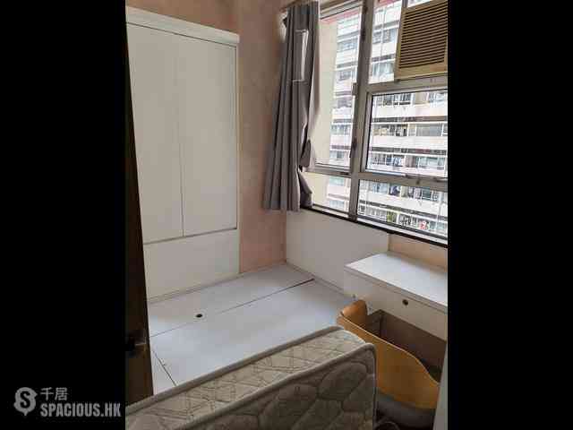North Point - Fung Cheong Building 03