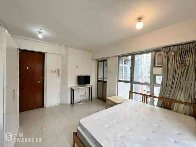 Wan Chai - Valiant Court 04