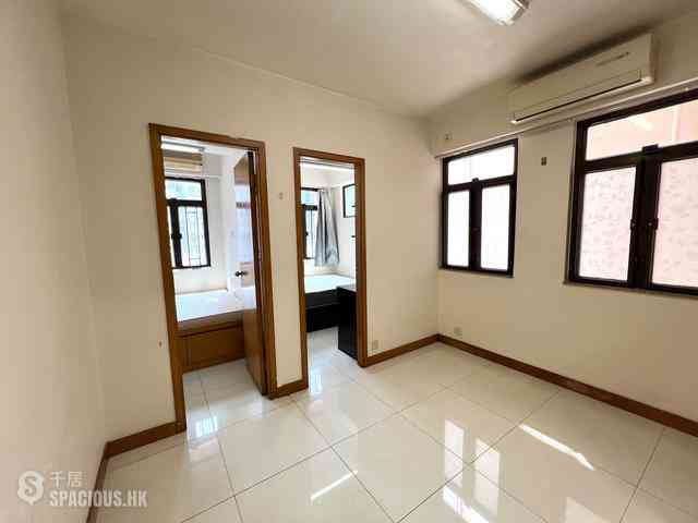Wan Chai - Wing Tak Building 04