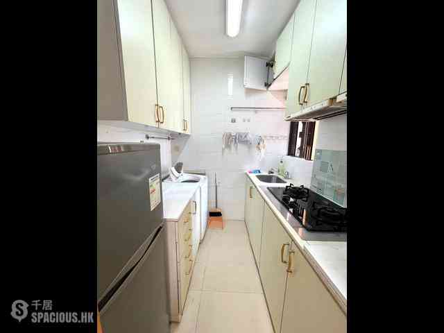 Wan Chai - Wing Tak Building 11