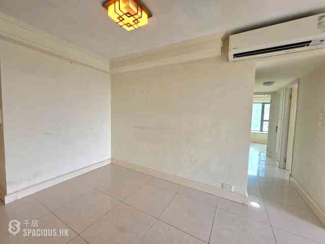 Tung Chung - Caribbean Coast Phase 3 Carmel Cove Tower 11 02