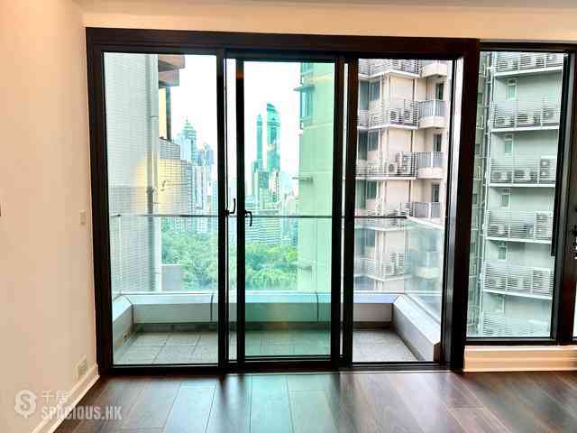Mid Levels Central - 11, Macdonnell Road 03