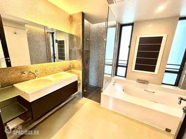 Mid Levels Central - 11, Macdonnell Road 10