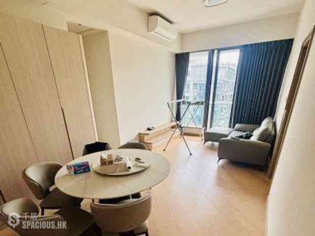 Wong Chuk Hang - The Southside Phase 1 Southland Tower 2B 01