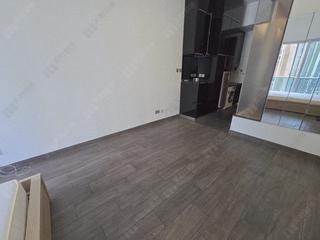 Wan Chai - J Residence 09