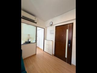 Sheung Wan - Lai Yan Lau 04