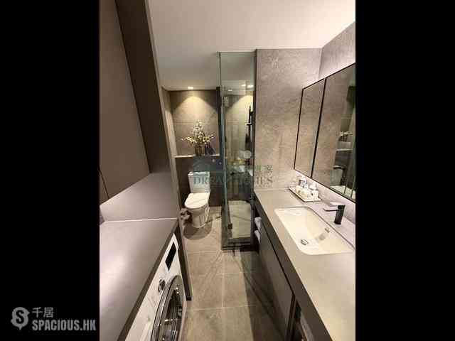 Central - 108-110, Wellington Street 04