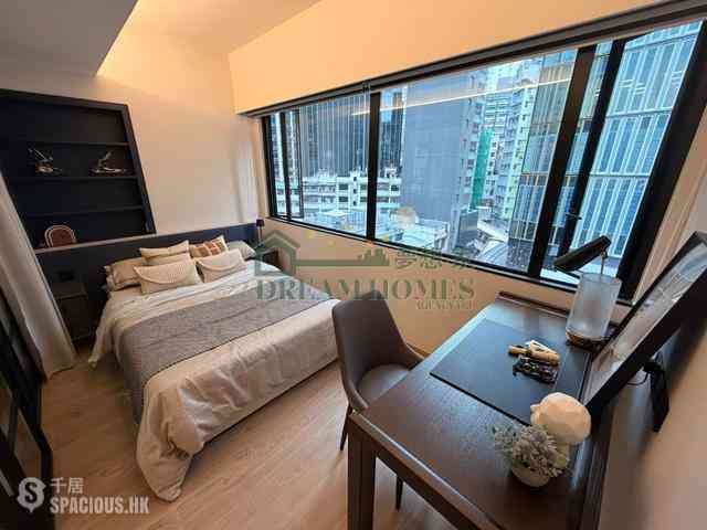Central - 108-110, Wellington Street 02