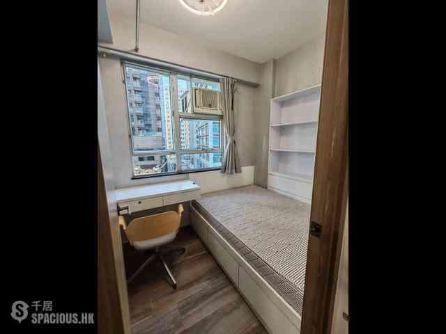 North Point - Fung Cheong Building 04