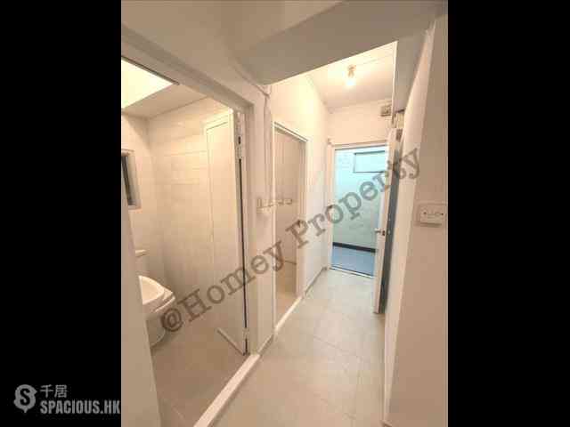 Quarry Bay - Kam Hoi Mansion 01