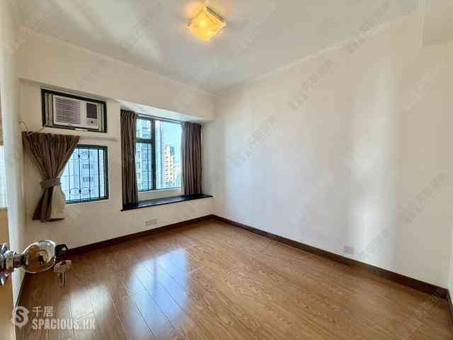 Mid Levels Central - Robinson Place 15