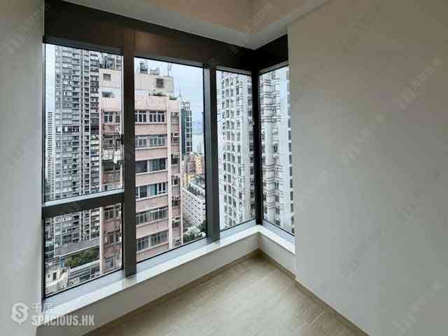 Sai Ying Pun - Upper Manor 10