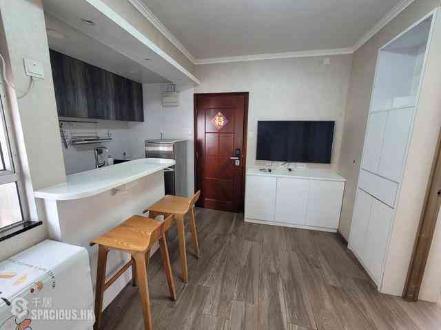 North Point - Fung Cheong Building 02