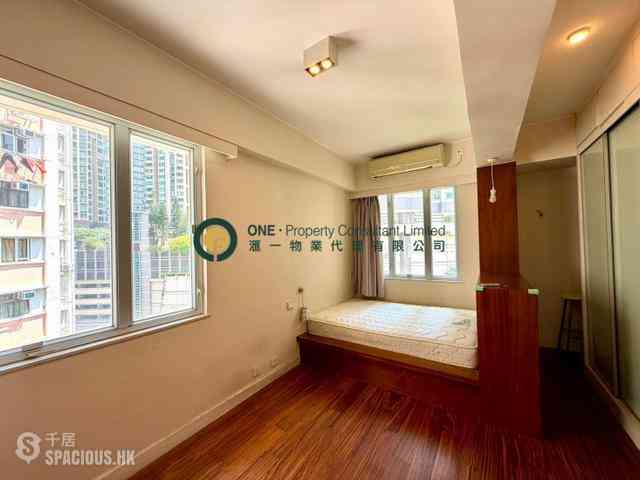 Shek Tong Tsui - Belcher Court 03