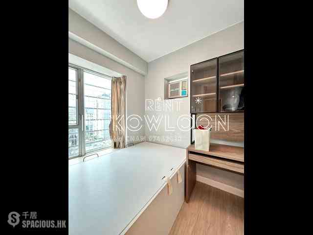 Mong Kok - Fortune Crest 06