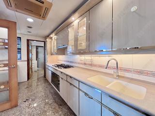 Mid Levels Central - Dynasty Court 13