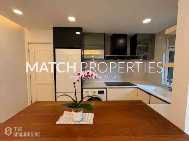 Mid Levels Central - Hillsborough Court 04