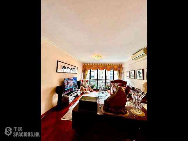Mid Levels Central - Clovelly Court Block 2 10