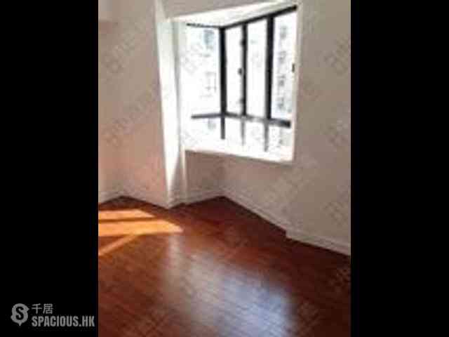 Mid Levels Central - Robinson Heights Block 3 01
