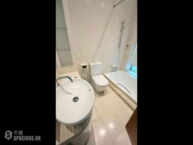 Mid Levels Central - Regence Royale Tower 1 10