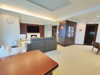Mid Levels Central - Regence Royale Tower 1 04