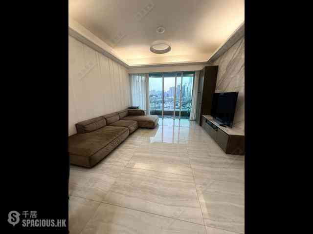 Tai Kok Tsui - Harbour Green Tower 1 04