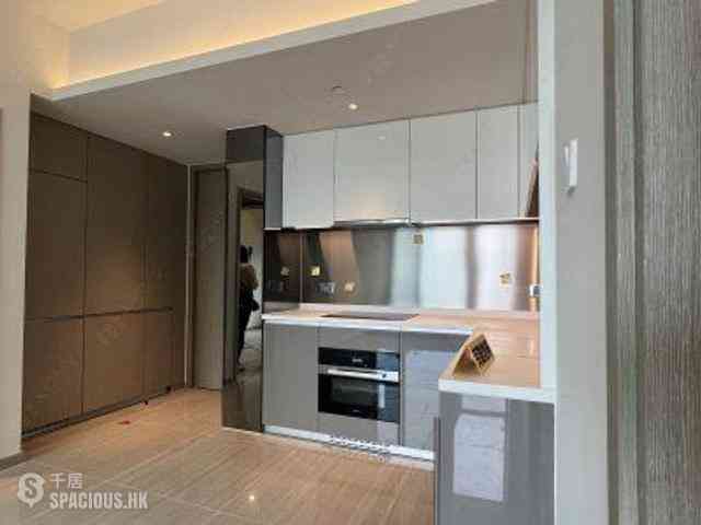 Wong Chuk Hang - The Southside Phase 1 Southland Tower 2B 09